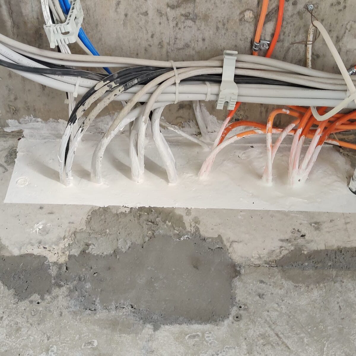 Treceri prin elemente cu rezistenta la foc (1)